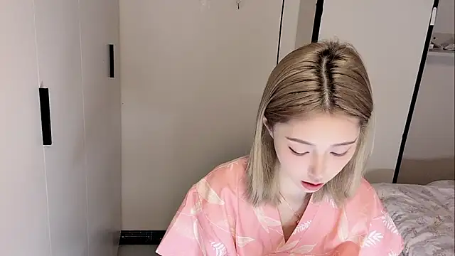 Snapshot of yuyu-33 chatting on 03.08.26 yuyu-33 online show from 03.08.26