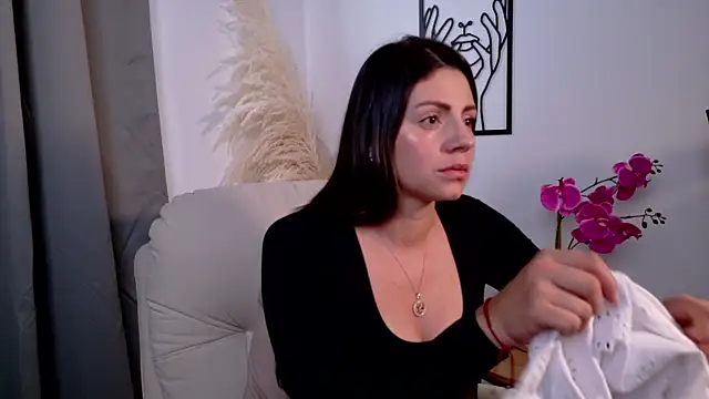 SeleneNova online show from 04.13.26