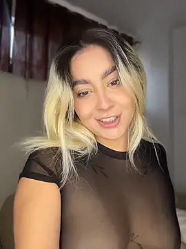 Elina Hills online show from 04.18.26