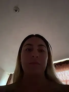 Elina Hills online show from 06.21.26