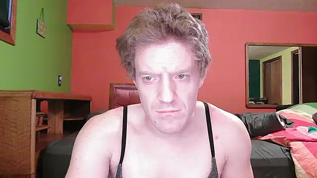 glamtransgoddess15 online show from 11.15.25
