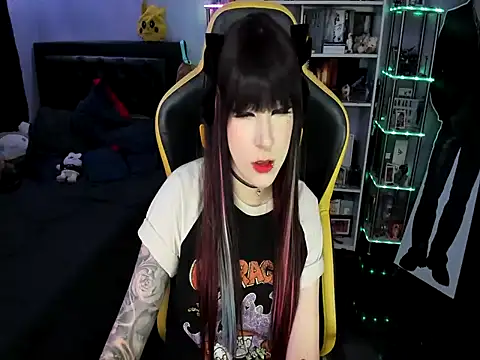 Yummy dark online show from 04.03.26