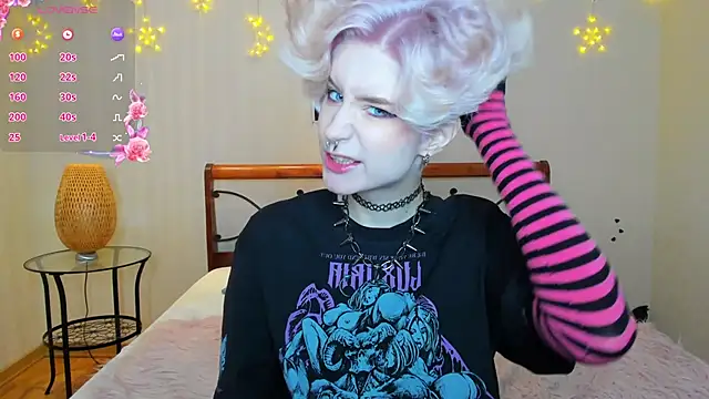 Angel Julles online show from 11.22.25