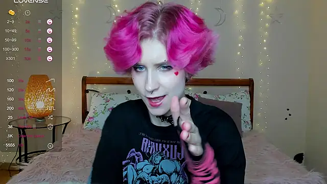 Snapshot of Angel_Julles chatting on 05.10.26 Angel Julles online show from 05.10.26