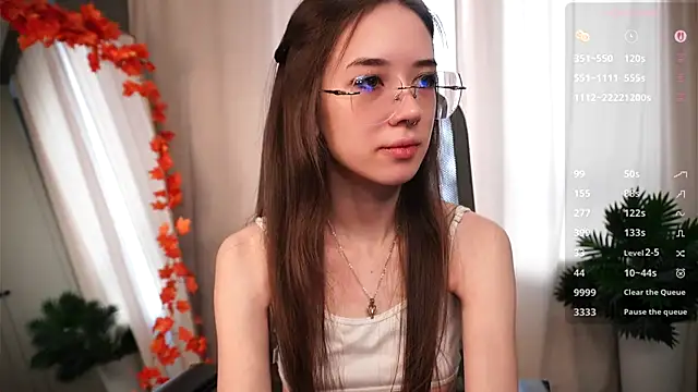 tinyanie online show from 11.16.25