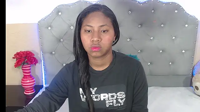 valentinavega18x online show from 11.10.25