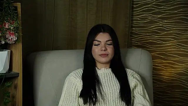 Snapshot of TarshaVrsery chatting on 11.03.25 TarshaVrsery online show from 11.03.25