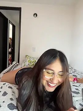 Saray lo online show from 11.06.25