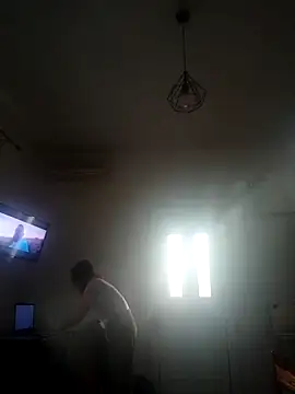 Snapshot of molly_qu chatting on 11.03.25 molly qu online show from 11.03.25