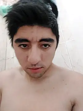 Snapshot of latinfogoso chatting on 11.06.25 latinfogoso online show from 11.06.25