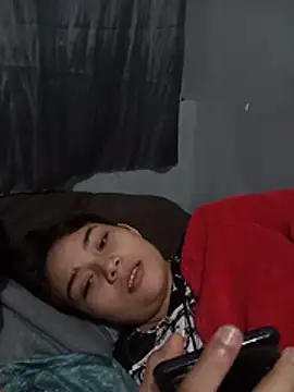 arirubi online show from 10.31.25