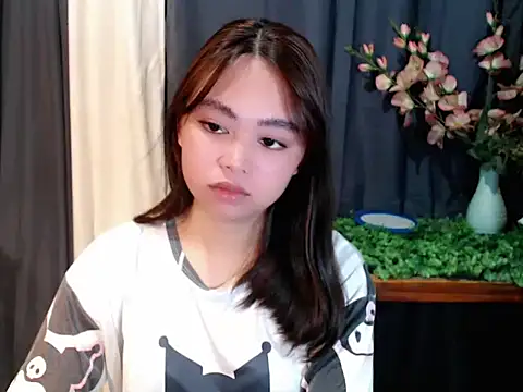 lustfullakim online show from 04.18.26