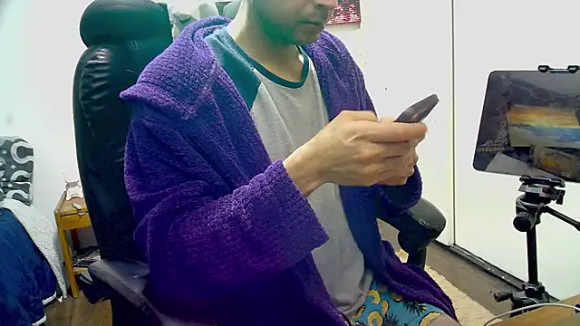 YoungStallionXL online show from 02.23.26