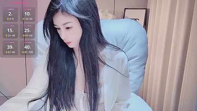 YunShan-33 online show from 12.17.25