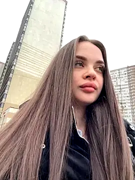 KristiRich online show from 11.17.25