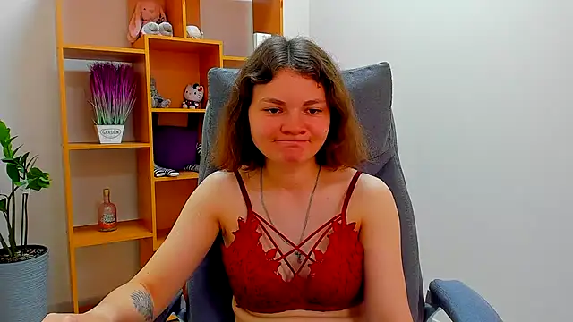 Snapshot of Stella-Maers chatting on 06.18.26 Stella-Maers online show from 06.18.26