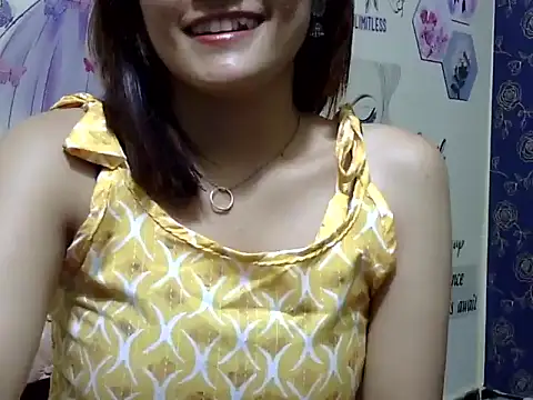 Snapshot of maira_33 chatting on 05.05.26 maira 33 online show from 05.05.26