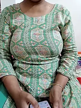 Snapshot of Lema-00 chatting on 02.22.26 Lema-00 online show from 02.22.26