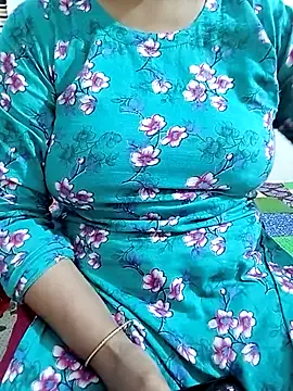 Snapshot of Lema-00 chatting on 02.28.26 Lema-00 online show from 02.28.26