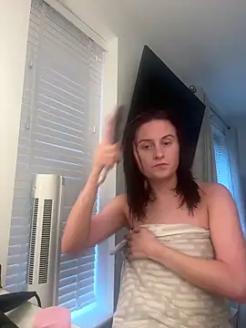 EmLovesxx online show from 11.05.25