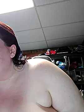 Amberstardusk online show from 11.21.25