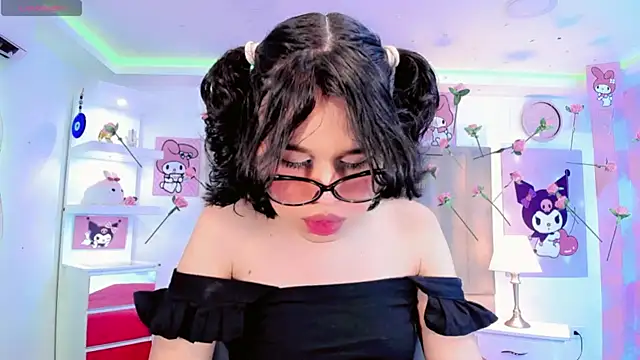 ClaudiaSophia online show from 02.15.26