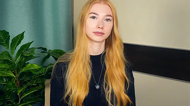 Snapshot of TariHedrix chatting on 11.01.25 TariHedrix online show from 11.01.25