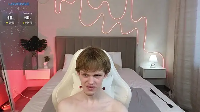 Fakeangel87 online show from 11.12.25