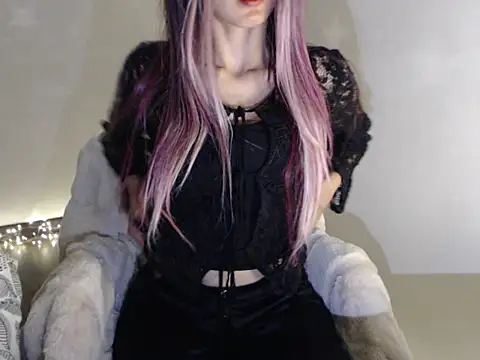 Elyara- online show from 03.03.26