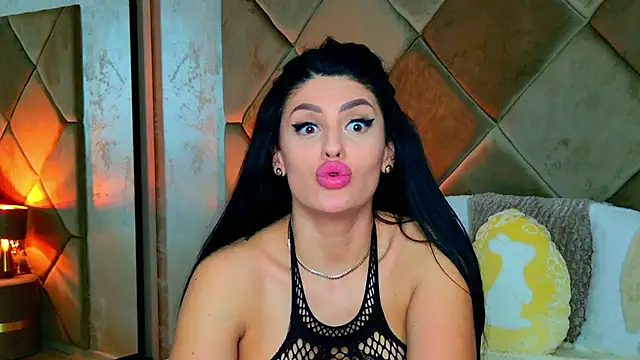 Myla-b online show from 04.04.26