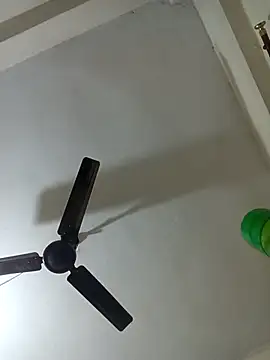 Hot  cute001 online show from 11.01.25