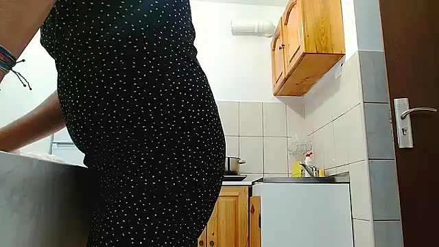 CharmingPearl online show from 11.29.25