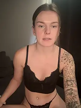 LisaFreierxx online show from 11.05.25