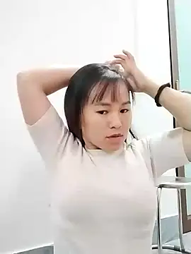 Snapshot of meeow-bimew chatting on 11.12.25 meeow-bimew online show from 11.12.25