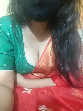 Snapshot of mouni499 chatting on 04.28.26 mouni499 online show from 04.28.26