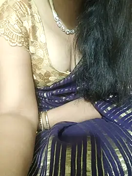 Snapshot of mouni499 chatting on 05.11.26 mouni499 online show from 05.11.26