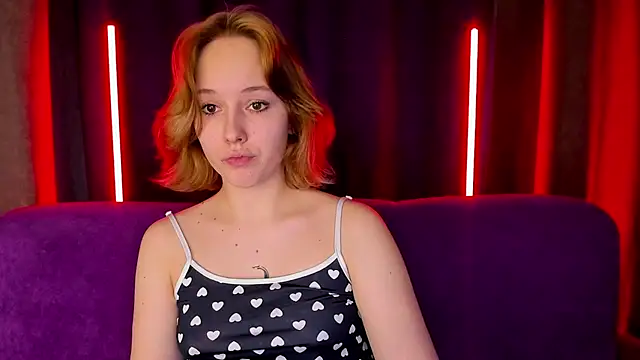 Snapshot of RikkiChoco chatting on 02.05.26 RikkiChoco online show from 02.05.26