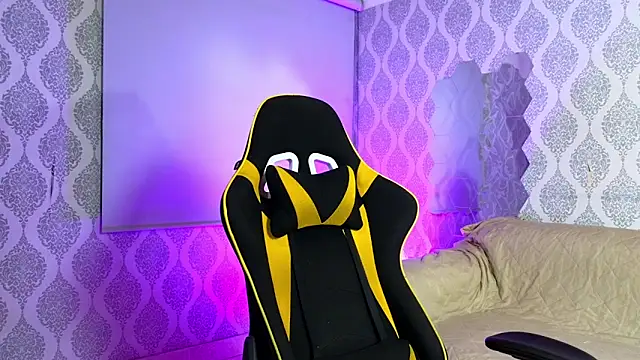 Boy savoy online show from 12.02.25