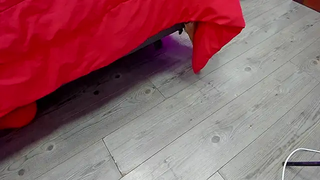 Snapshot of kendra_london chatting on 02.13.26 kendra london online show from 02.13.26