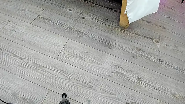 Snapshot of kendra_london chatting on 02.24.26 kendra london online show from 02.24.26