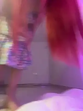 EmillieX online show from 11.18.25