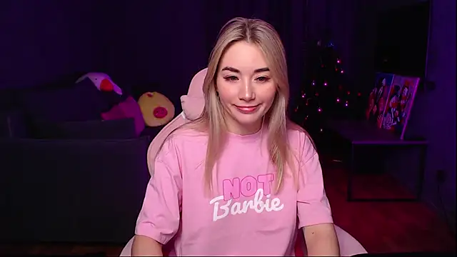 Rosie Mac online show from 12.19.25