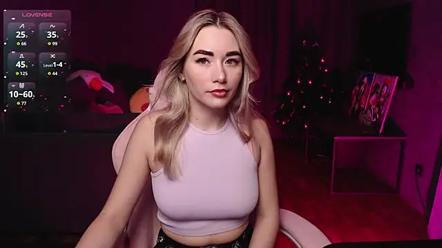 Rosie Mac online show from 12.22.25