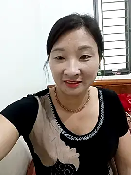 Snapshot of wees-lind chatting on 02.25.26 wees-lind online show from 02.25.26