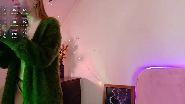 TinyMuse  online show from 12.02.25