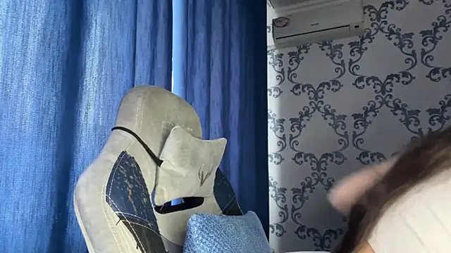 TwotyBright online show from 03.02.26