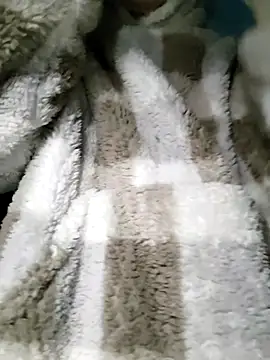 Snapshot of AnimalModeLive chatting on 11.09.25 AnimalModeLive online show from 11.09.25