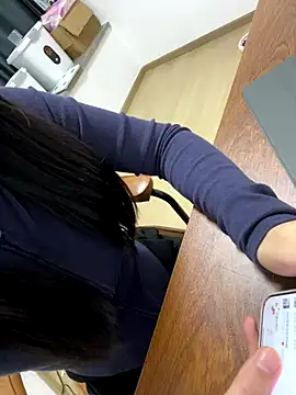 VVCC852 online show from 11.06.25