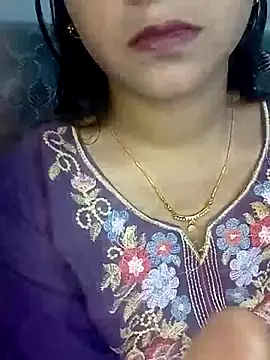 Snapshot of Neha533 chatting on 04.20.26 Neha533 online show from 04.20.26