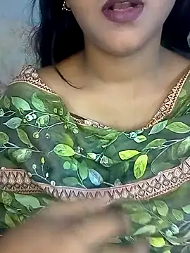 Snapshot of Neha533 chatting on 05.09.26 Neha533 online show from 05.09.26
